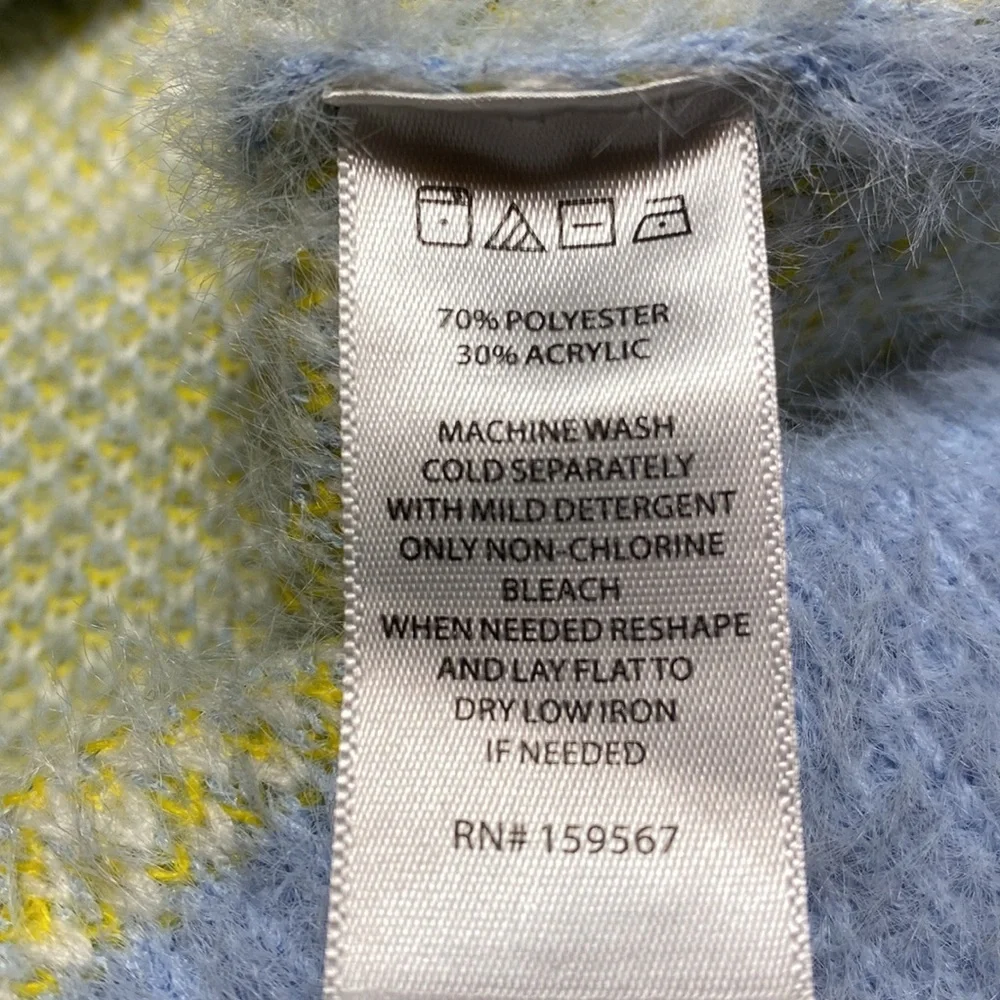 🌼 White Daisy Sweater 🌼 So, so SOFT! - Picture 8 of 8